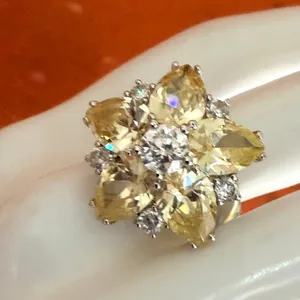 CWE Sterling Silver 925 Glass Flower Cluster Ring Yellow & Clear Statement Ring thumbnail 2