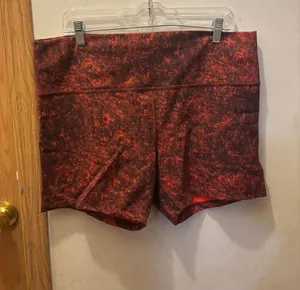 (20) lululemon biker shorts  thumbnail 1