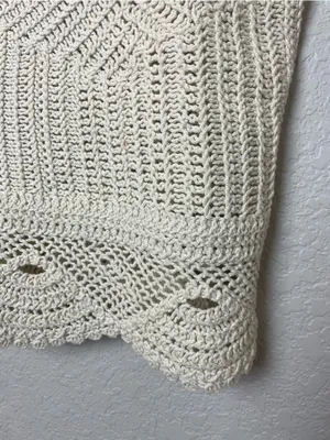 H&M Cream Crochet Camisole Crop Top Size XL thumbnail 2