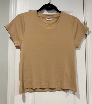 NWOT J. Crew Size M Tan Khaki Crew Neck Short Sleeve Ribbed Stretch Top thumbnail 1