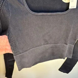 Offline by Aerie Black Ribbed Crop Medium Fitted Long Sleeve Contemporary Boho thumbnail 10