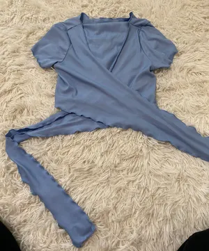 Crop top  thumbnail 1