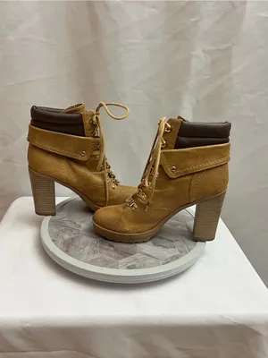 G by GUESS Women’s Size 7 Tan Lace Up Heeled Combat Ankle Boots thumbnail 4