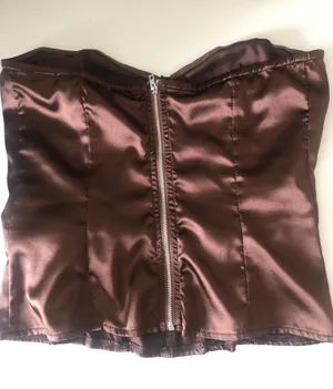 Pretty Little Thing Brown Satin Corset thumbnail 5
