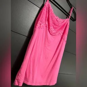 Y2K Hot Pink Slip Cami Tank Top Lace Adjustable Straps Women’s Sz L Vintage EUC thumbnail 2