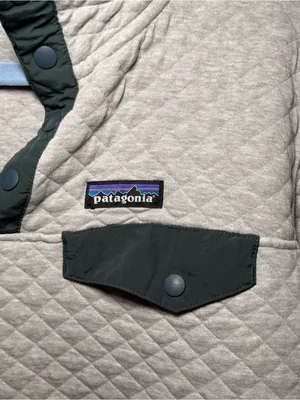 Patagonia Quilted Snap-Front Pullover Light Gray Organic Cotton Small Sweater thumbnail 2