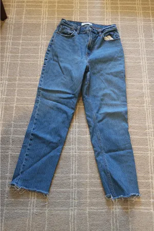 Abercrombie High-Rise Jeans Curve Love 90s thumbnail 1