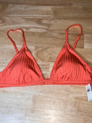 Medium Aerie Women's Ribbed Crossover Triangle Bikini Top BNWTS thumbnail 2