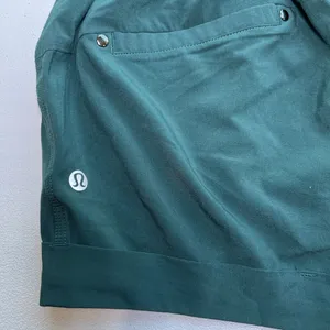 Lululemon Spring Break Away Shorts 3” Women’s Activewear Size 4 Deep Green thumbnail 3