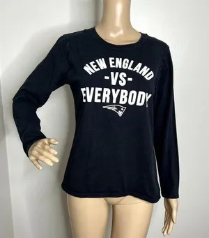 Fanatics New England Patriots Graphic Long Sleeve Crewneck Top thumbnail 1