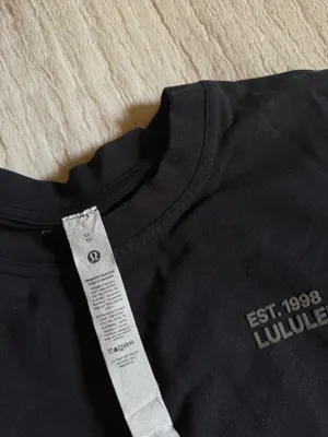 Lululemon heavyweight cotton T-shirt thumbnail 4