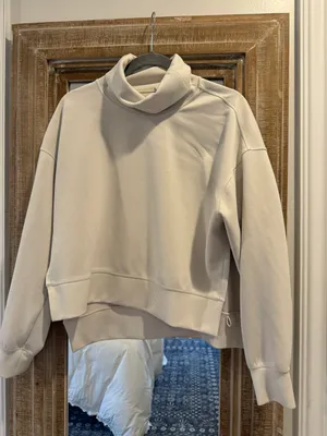 Lululemon Softstreme Pullover thumbnail 1