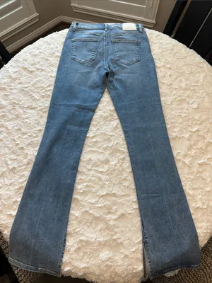 Express “Skyscraper” Mid Rise Light Wash Women's Jeans- New with Tags- 8 Regular thumbnail 15