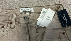 Abercrombie High-Rise Jeans thumbnail 3