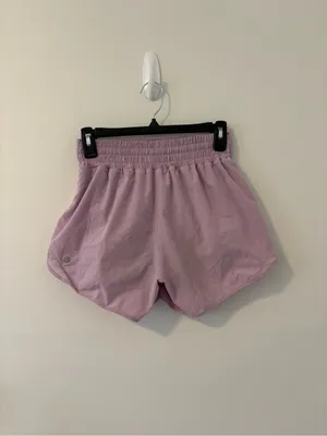Lululemon Hotty Hot Shorts Size 4 thumbnail 3