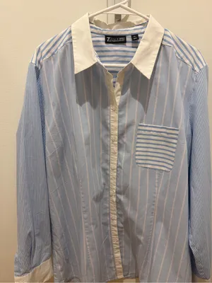 Striped Button thumbnail 1