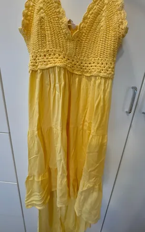 Yellow Dress Size XL thumbnail 2