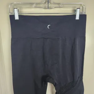 Zyia Active Black Angle 7/8 Grid Perforated High Rise Seamless Leggings Size M thumbnail 7