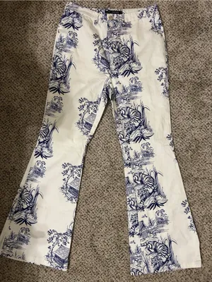White & Navy Toile Tiger Print Women’s Gameday Pants thumbnail 6