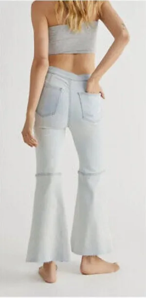 Free People We The Free Women Jeans Sz‎ 30 Light Wash Youthquake Crop Wide Flare thumbnail 1