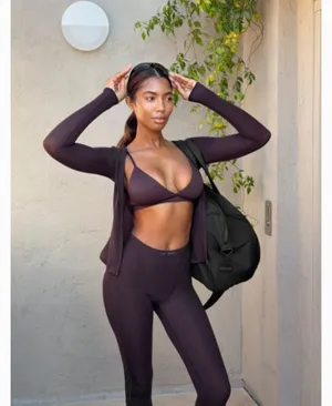 SKIMS X Nike Weightless Zip Up Hoodie thumbnail 4