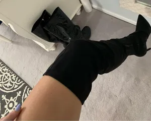 SO Over Knee Black Boots thumbnail 5