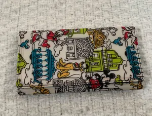 Disney Cartoon Wallet NWT thumbnail 1