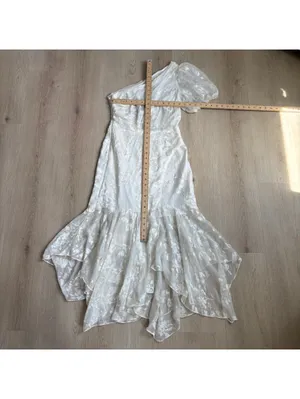 ASTR The Label NWT Women's White Lace Santorini One Shoulder Floral Midi Dress S thumbnail 9