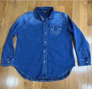Size Large Women’s True Religion Western Denim Shirt Crystal Horseshoe thumbnail 1