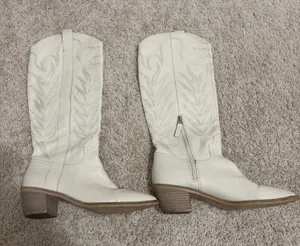 dolce vita cowboy boots thumbnail 1