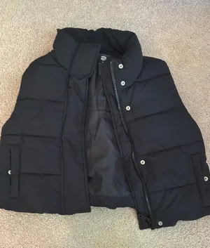 Ultra Flirt Black Puffer Vest thumbnail 1