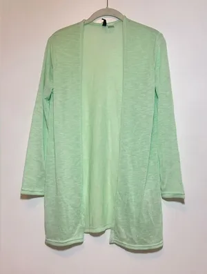 H&M Women’s Small Light Green Knit Cardigan thumbnail 1
