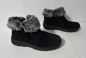 Khombu black suede winter booties women size 8 M thumbnail 1