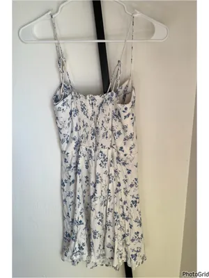 Reformation Saskia White Blue Floral Dress size 8 - fits like a small thumbnail 4