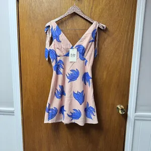 NEW Indi Luxe Indikah Mykonos Morning Tied Shoulder Mini Dress Beige Medium NWT thumbnail 15