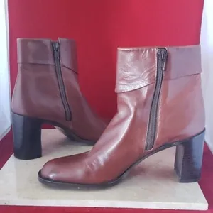 Enzo Angiolini Brown Ankle Boots High Heel Chunky Heel - Size 7 M thumbnail 6