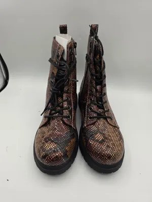 Womens Snake Print Combat Boots Faux Leather Lace Up Size 8.5 Multi Color NEW thumbnail 9