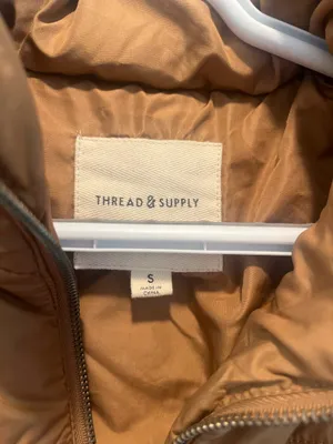 Thread and supply puffer vest  thumbnail 2