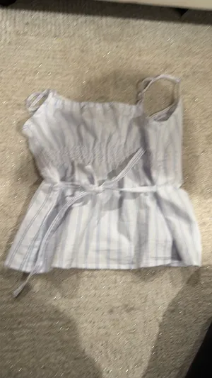 Pacing blue and white top thumbnail 2