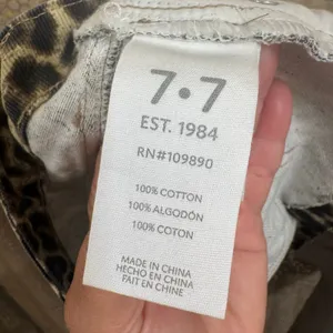Seven7 Leopard Print Denim Cut Off Short Booty Low Rise Y2K Shorts 26 NWT thumbnail 3