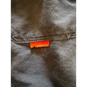 Icebreaker New Zealand Merino Women's Hiking Cargo Shorts, Charcoal, Size 28 thumbnail 4