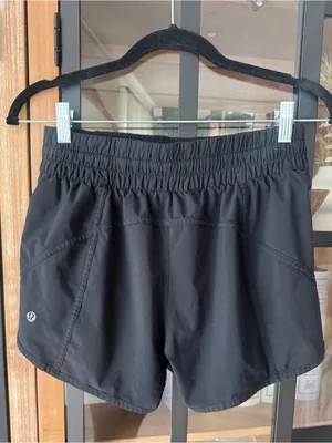 Lululemon Tracker Shorts running low rise V *4" Black swift liner thumbnail 3