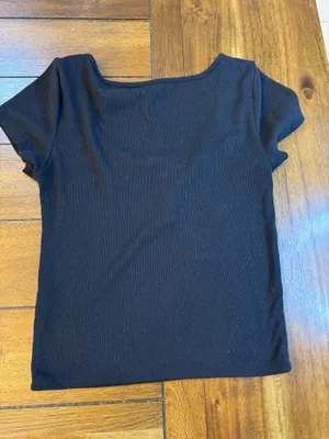 Arizona Jean Co. Ribbed Short Sleeve Henley Top - Solid Black (Like New) thumbnail 2