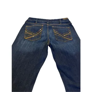 Ariat Denim Women's Demin Jeans Size 30S Mid Rise Flare Jeans thumbnail 4
