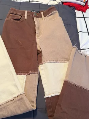 Hollister Patch Jeans thumbnail 1