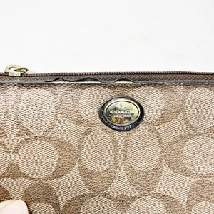 [Coach] Signature C Peyton Coated Canvas Wristlet Brown FLAWS - READ DESCRIPTION thumbnail 4