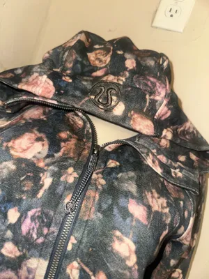 Lululemon Floral Print Athletic Hoodie Jacket thumbnail 2