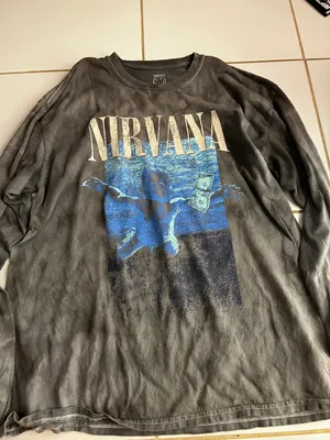 Graphic Tee thumbnail 1