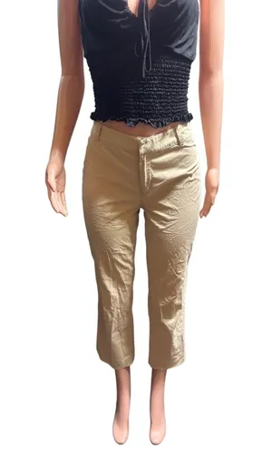 Banana Republic mid rise Tan Capri pants size 4/S Pre owned tan capri cropped pants with belt loops, two back pockets zipper, and hook closure. Dressy business, casual, stretchy slim straight trousers thumbnail 1