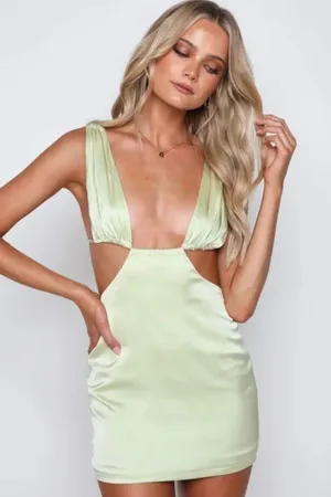 Beginning Boutique Dress thumbnail 1